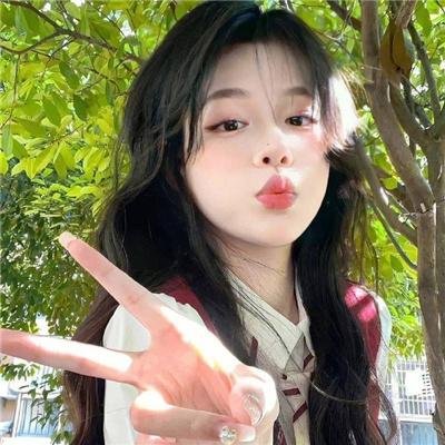 吉尔达生活 海报
